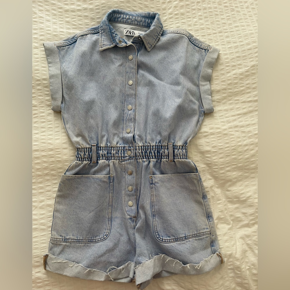 Never worn! Denim romper!